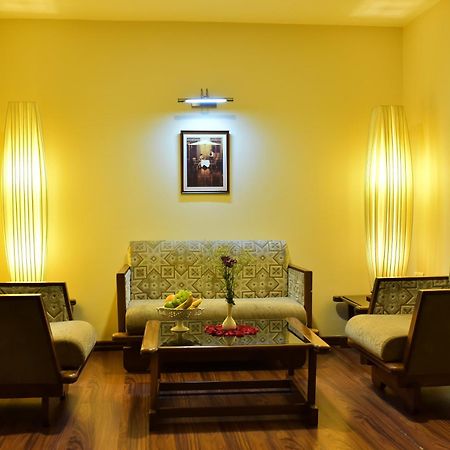 Hotel Polo Towers Shillong Exterior foto